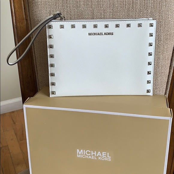 Michael Kors Leather XL Zip Clutch Wristlet White - Picture 14 of 15